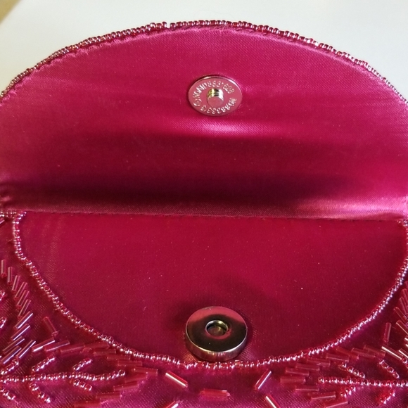 Beaded evening shoulder clutch NWOT - Picture 5 of 8